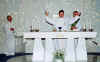 MR2002-02-12 Altar 1 (38974 bytes)